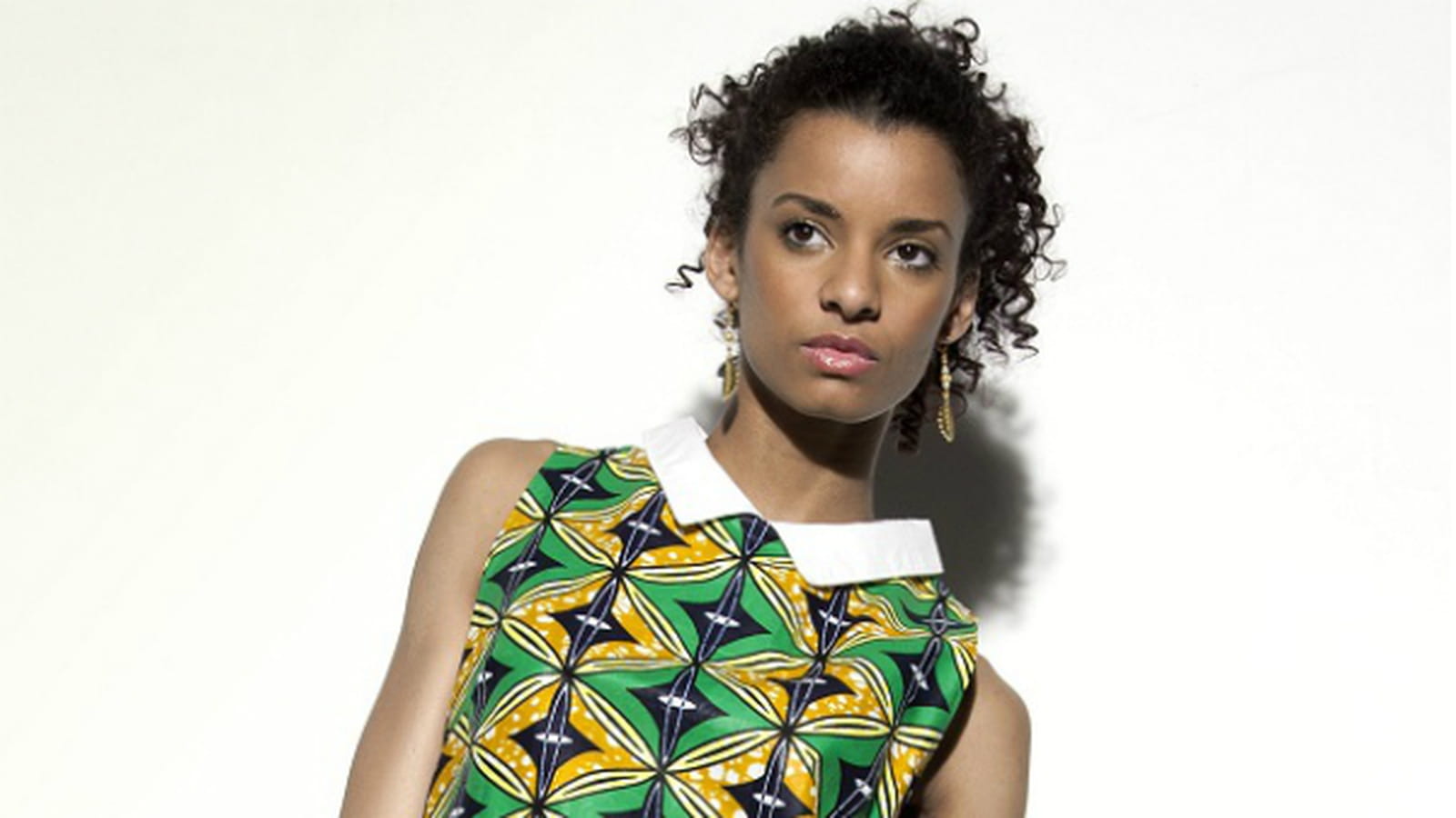 Robe Ebony City