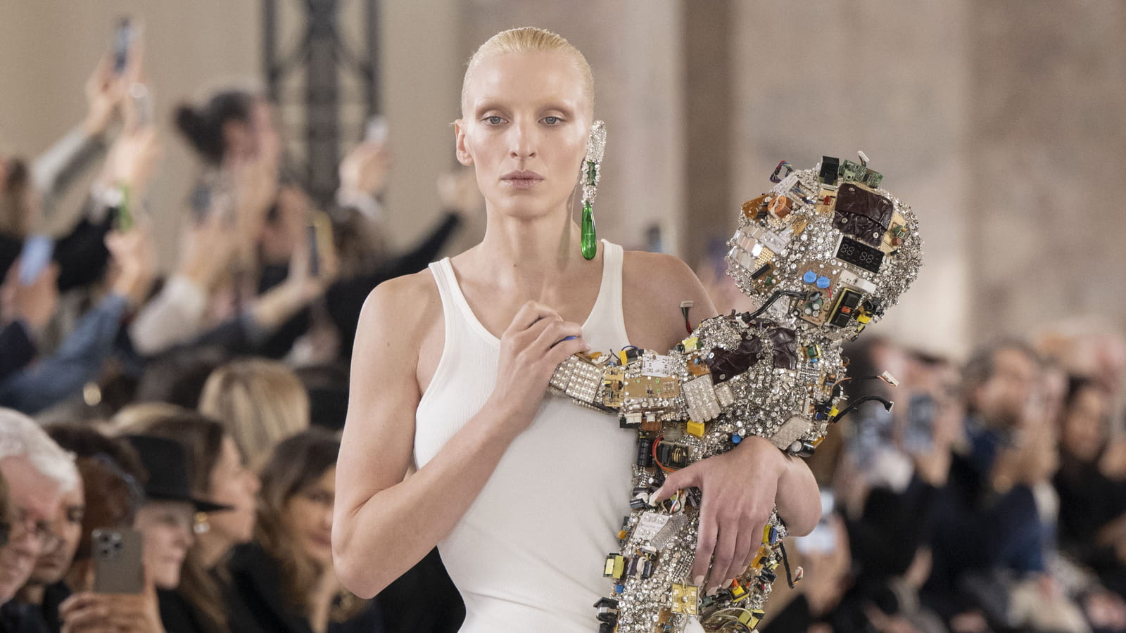 Look 6 du défilé Schiaparelli