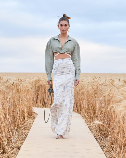 D&eacute;fil&eacute; Jacquemus printemps-&eacute;t&eacute; 2021, passage 25