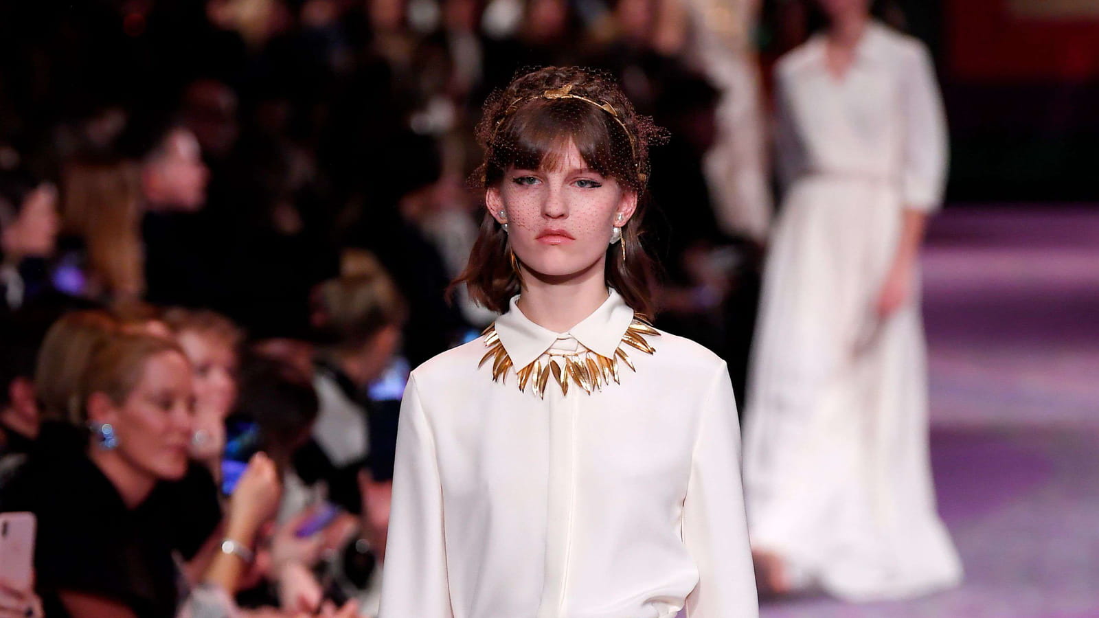 Look 19