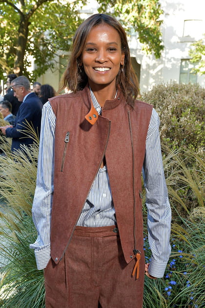 Liya Kebede au d&eacute;fil&eacute; Salvatore Ferragamo