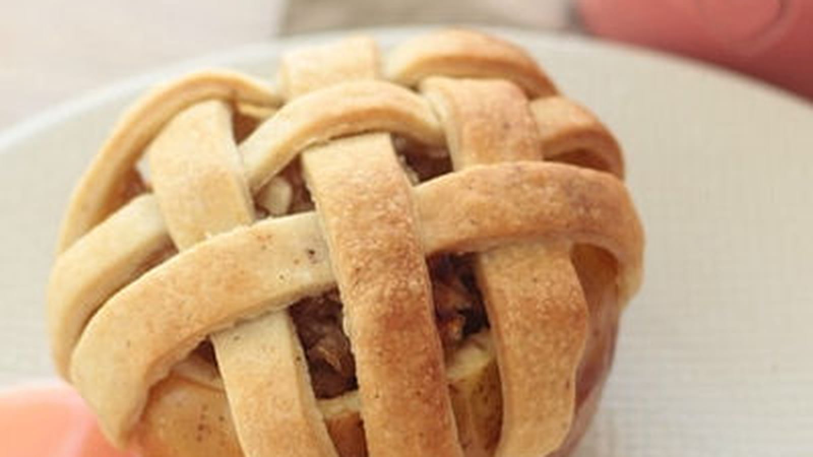 Pommes-tartes au four sauce fraise tagada