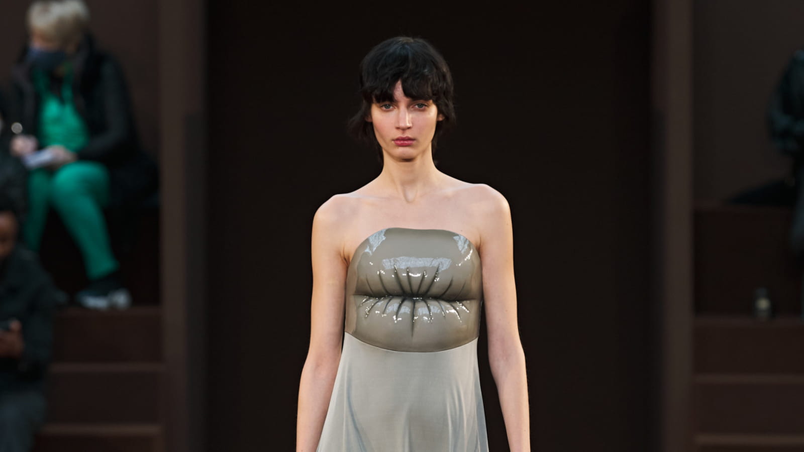 Look 15