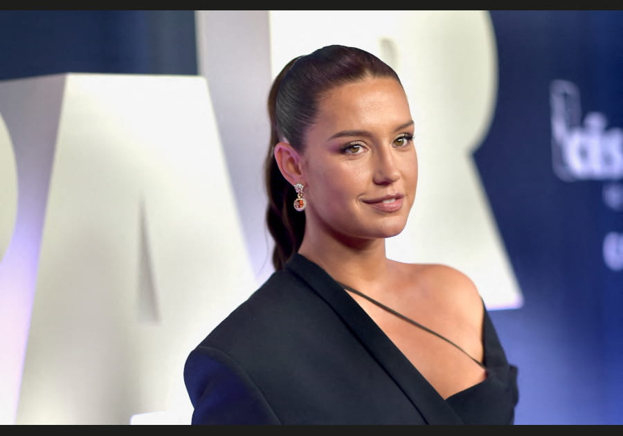 Top&nbsp;: la queue-de-cheval plaqu&eacute;e d'Ad&egrave;le Exarchopoulos