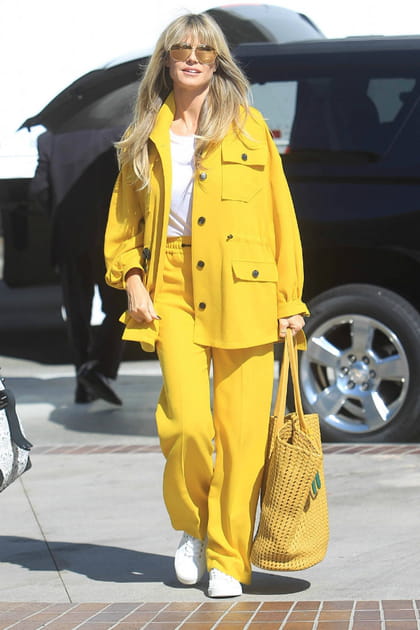 TOP : Heidi Klum en tenue jaune