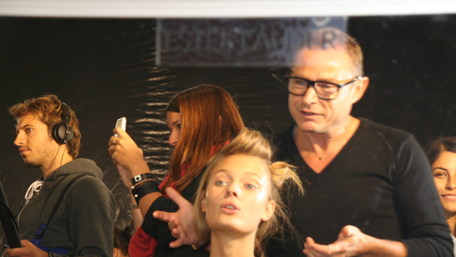 Dans les coulisses beauté du défilé Anthony Vaccarello