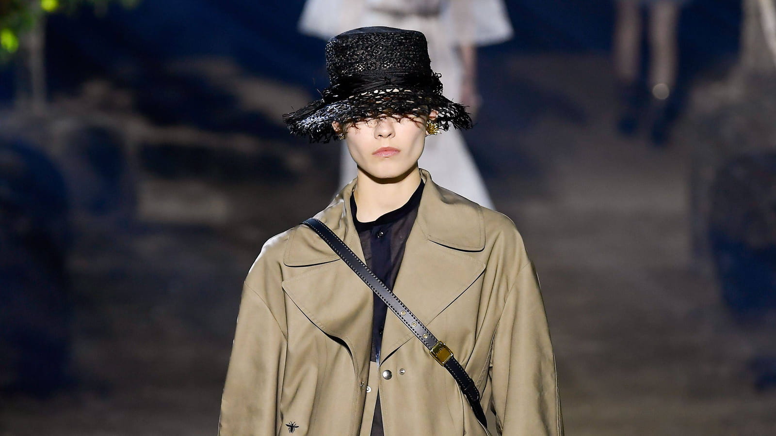 Look 40