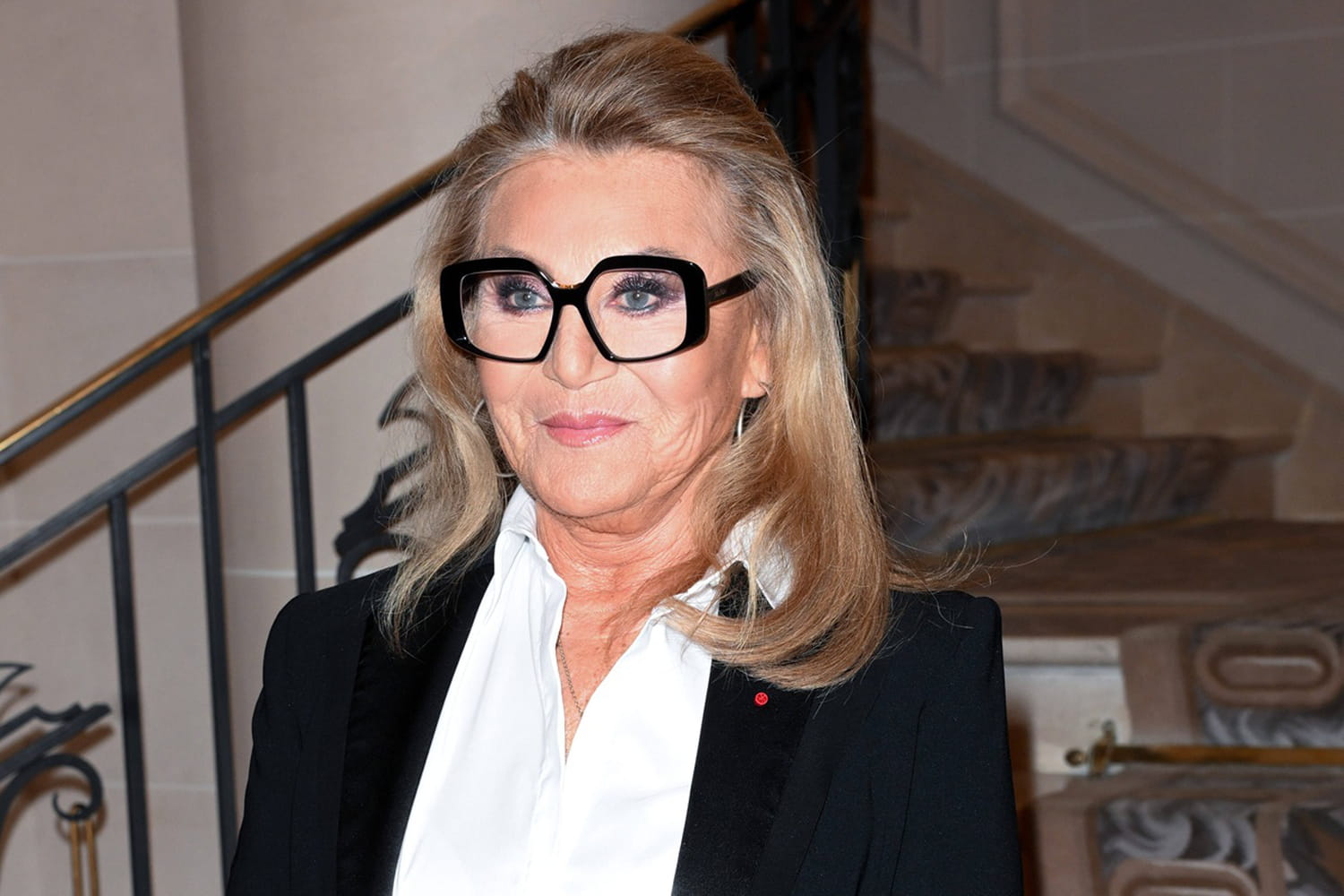 at 80, Sheila looks younger on television with her new face