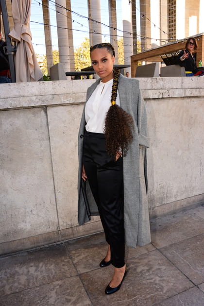 Alicia Aylies au d&eacute;fil&eacute; Guy Laroche