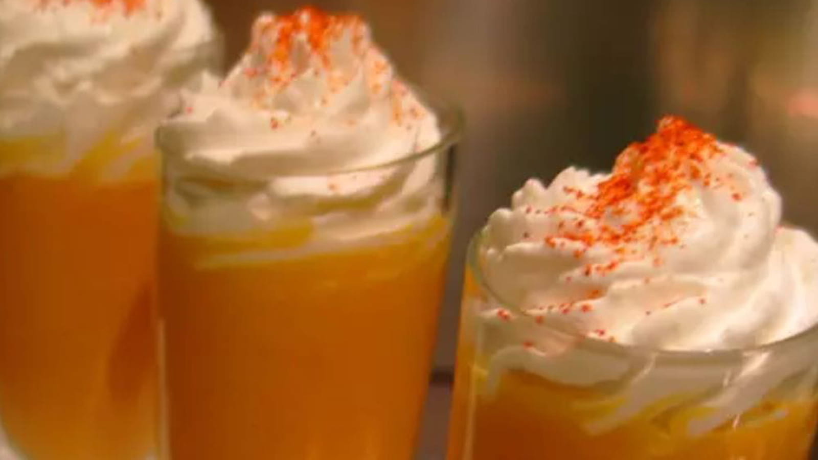 Verrines de cappuccino glacé carottes et cumin