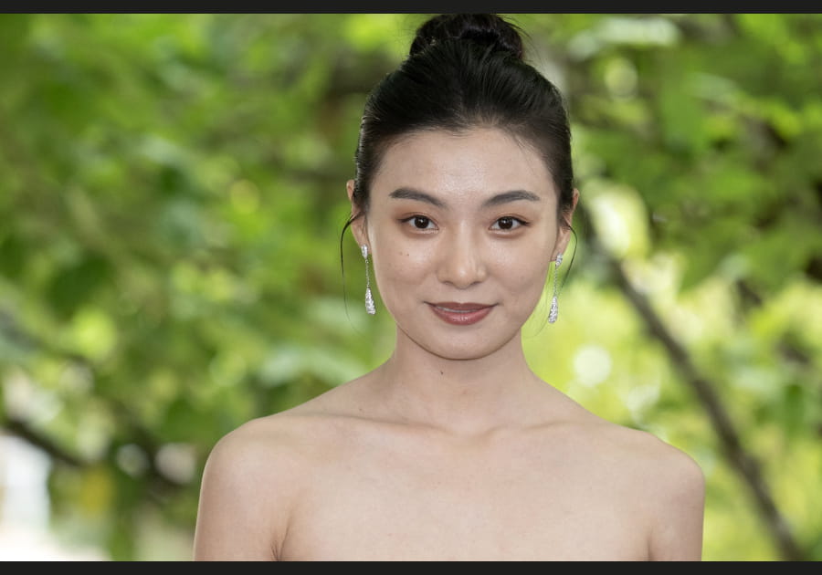 Flop&nbsp;: les cernes apparentes de Meng Lin Gong