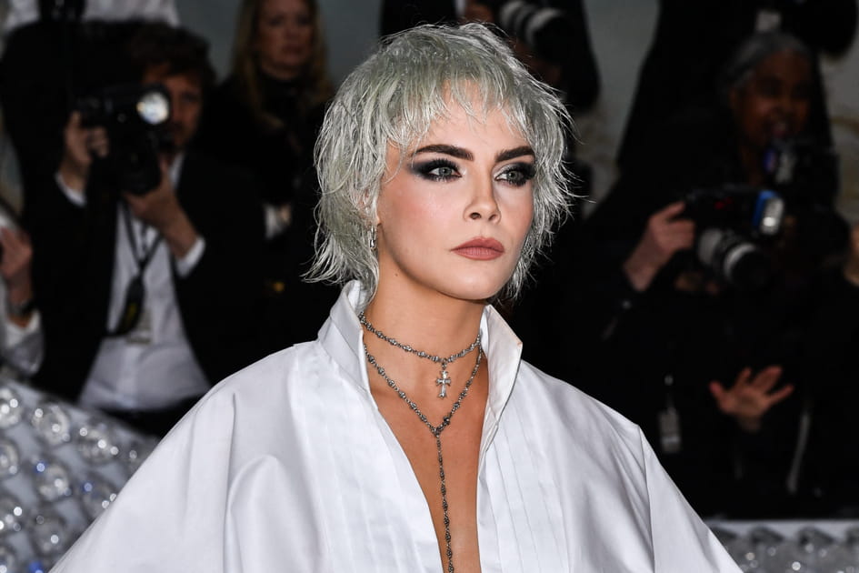 Cara Delevingne, &eacute;nigmatique avec sa gar&ccedil;onne argent