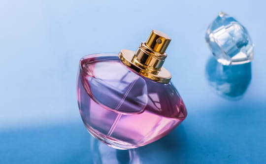 UFC Que Choisir a parl&eacute;&nbsp;: ce site est imbattable pour payer son parfum moins cher