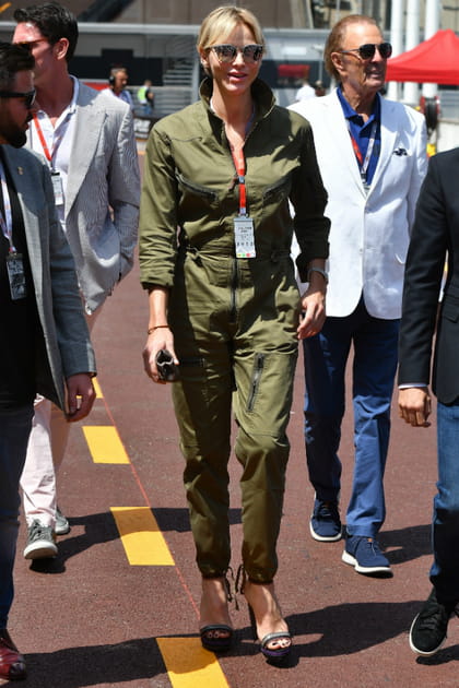 Charlène de Monaco en combinaison kaki