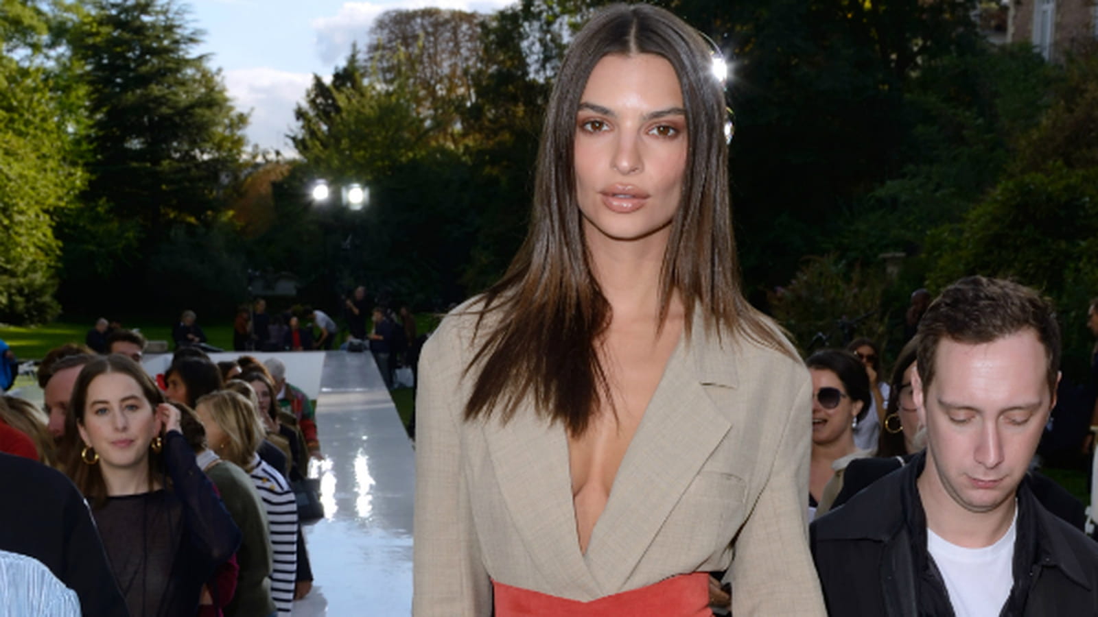 Emily Ratajkowski