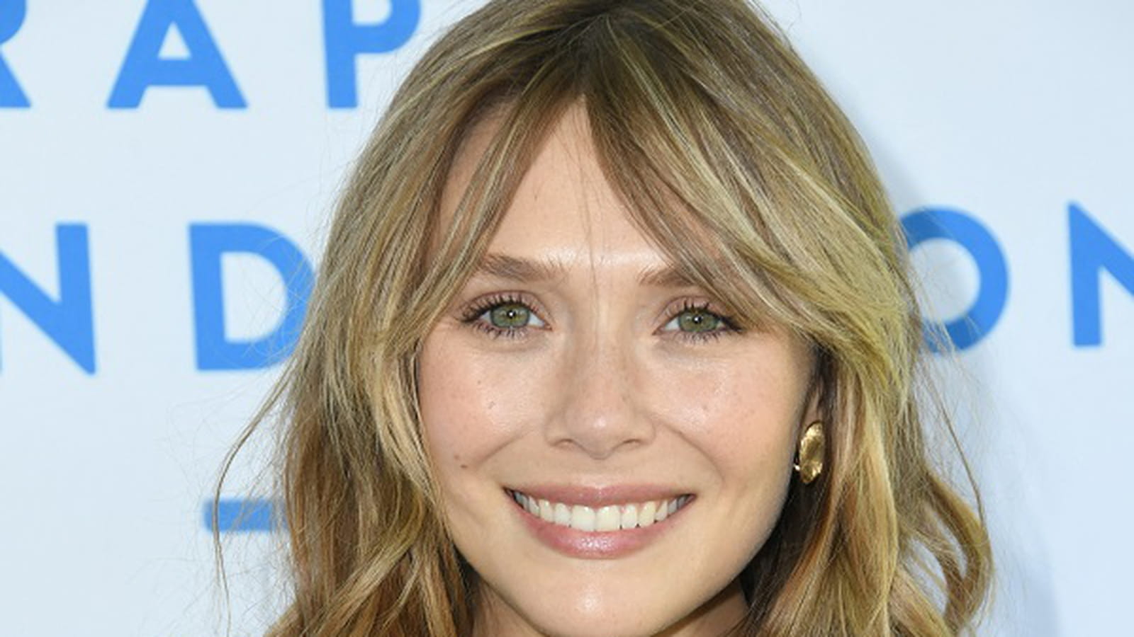 Elizabeth Olsen en blonde