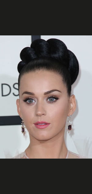 Le chignon d'op&eacute;ra de Katy Perry
