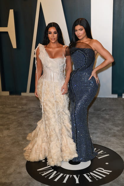 Kim Kardashian en Alexander McQueen et Kylie Jenner en Ralph & Russo