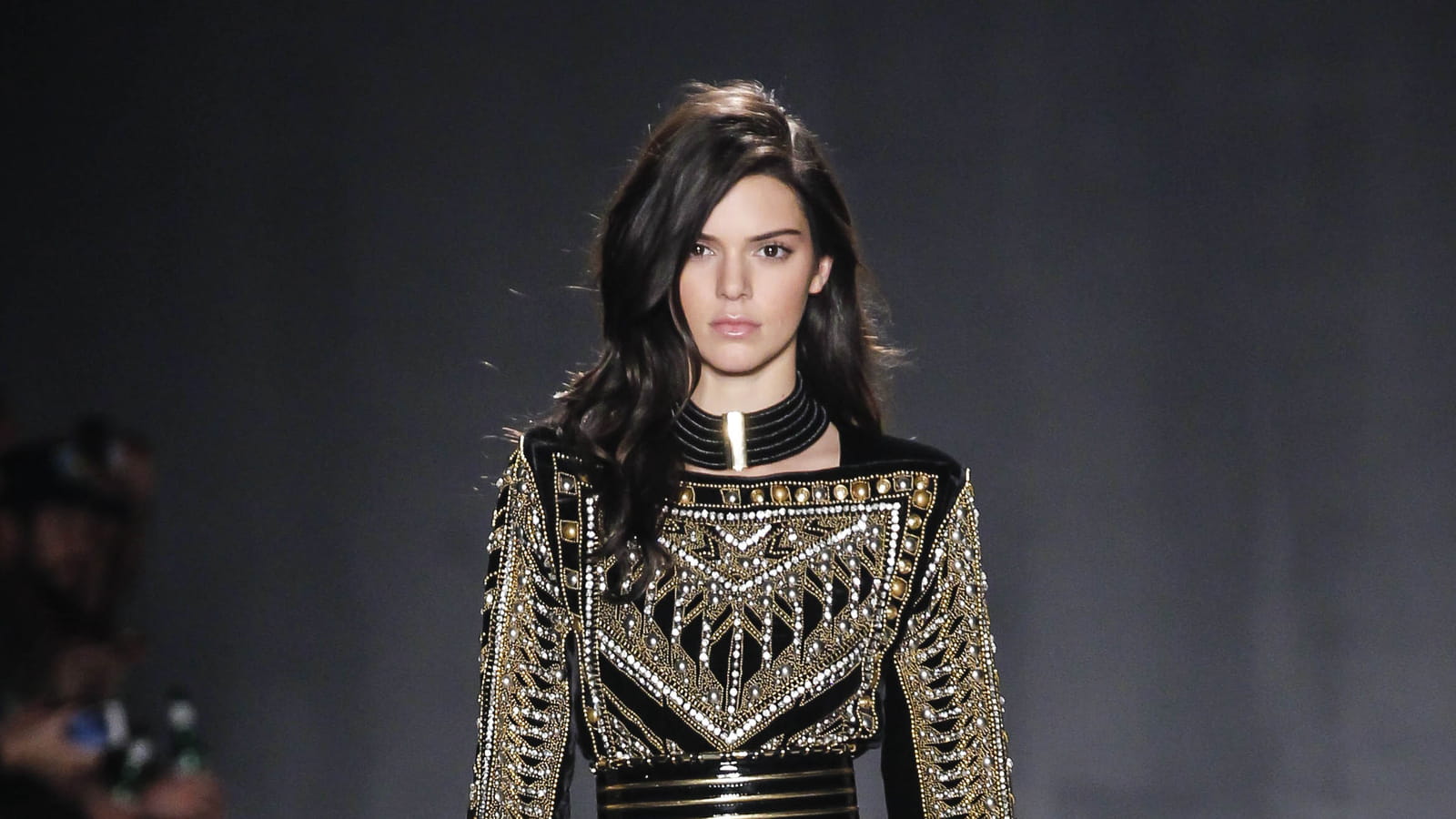 Kendall Jenner au défilé H&M X Balmain