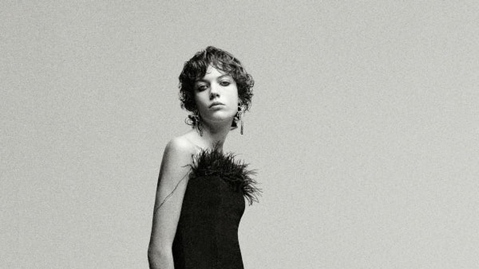 Robe à plumes Zara 