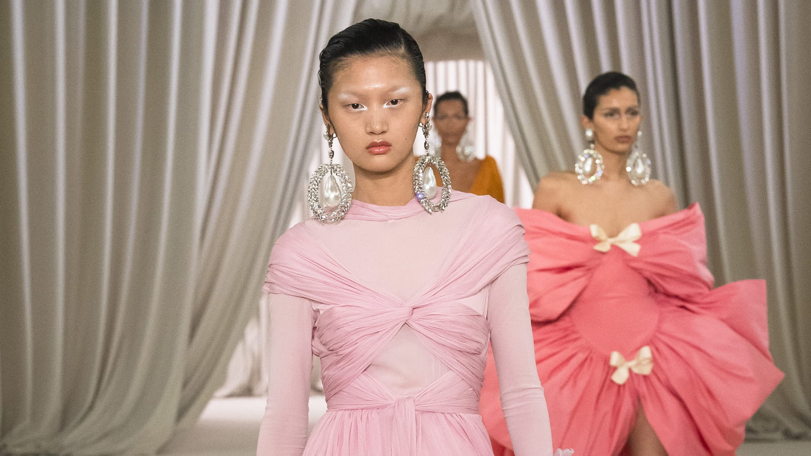 Look 5