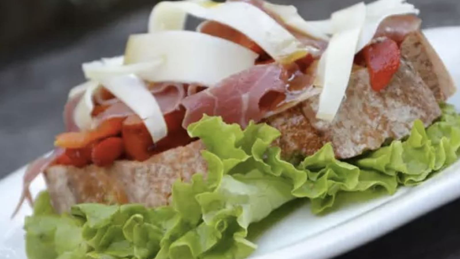 Tartines basques au jambon de Bayonne et à l’AOP Ossau-Iraty