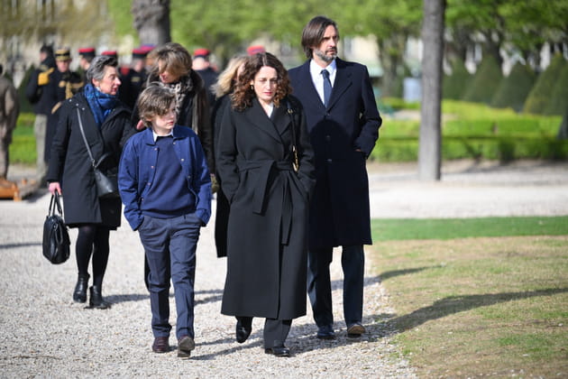 Eva Jospin&nbsp;: la fille de Lionel Jospin &eacute;tait &agrave; l'hommage national aux Invalides