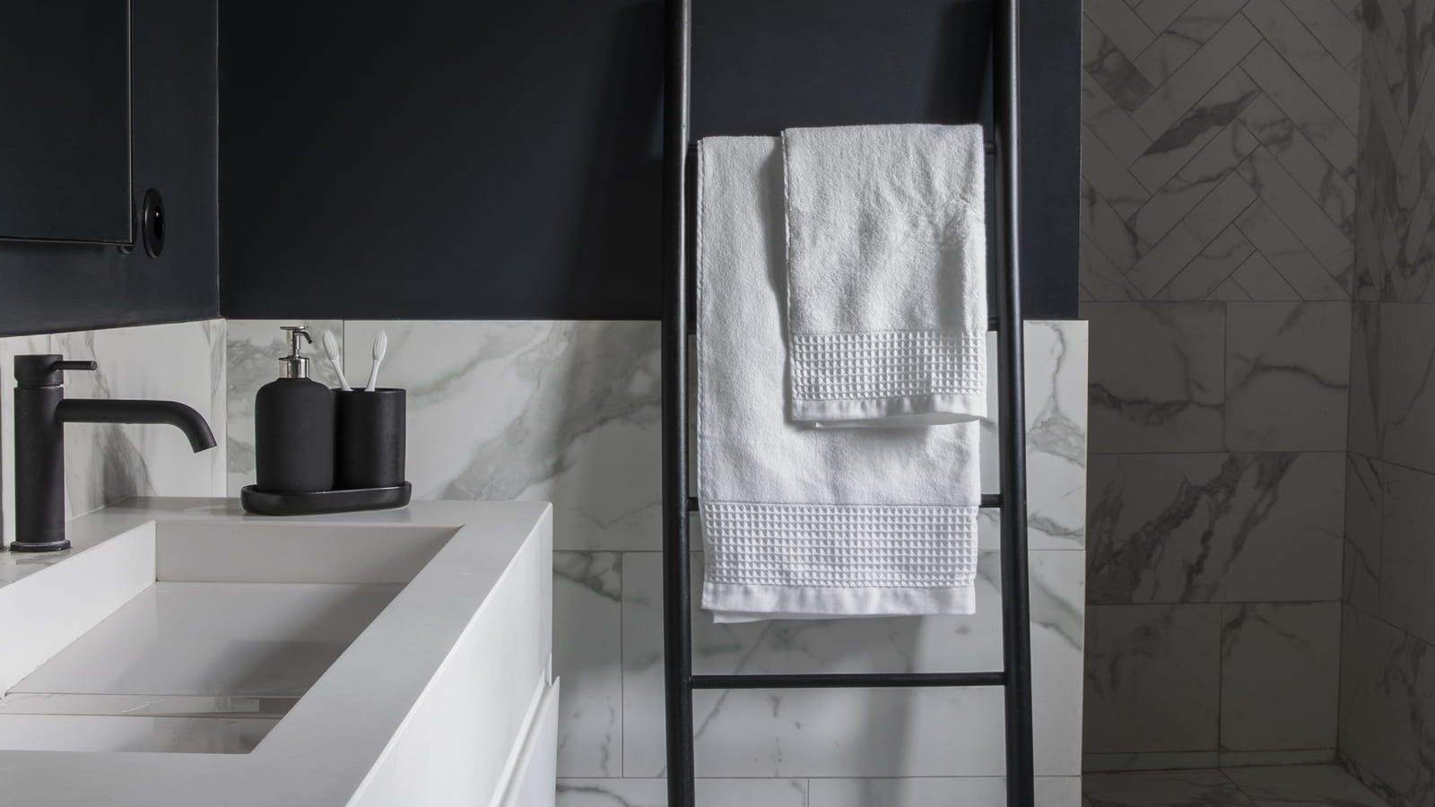 Salle de bains après