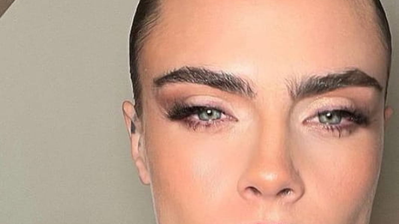 @caradelevingne
