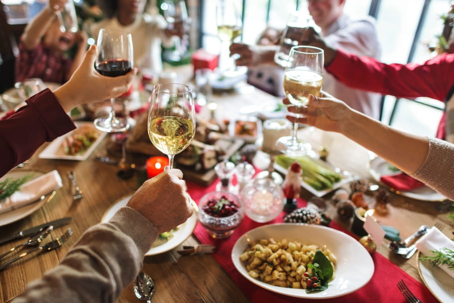 92 % des Français veulent "encore plus faire la fête" cette fin année