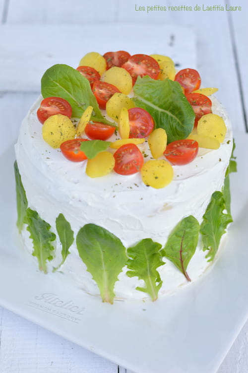 sandwich Cake au saumon, concombre et avocat