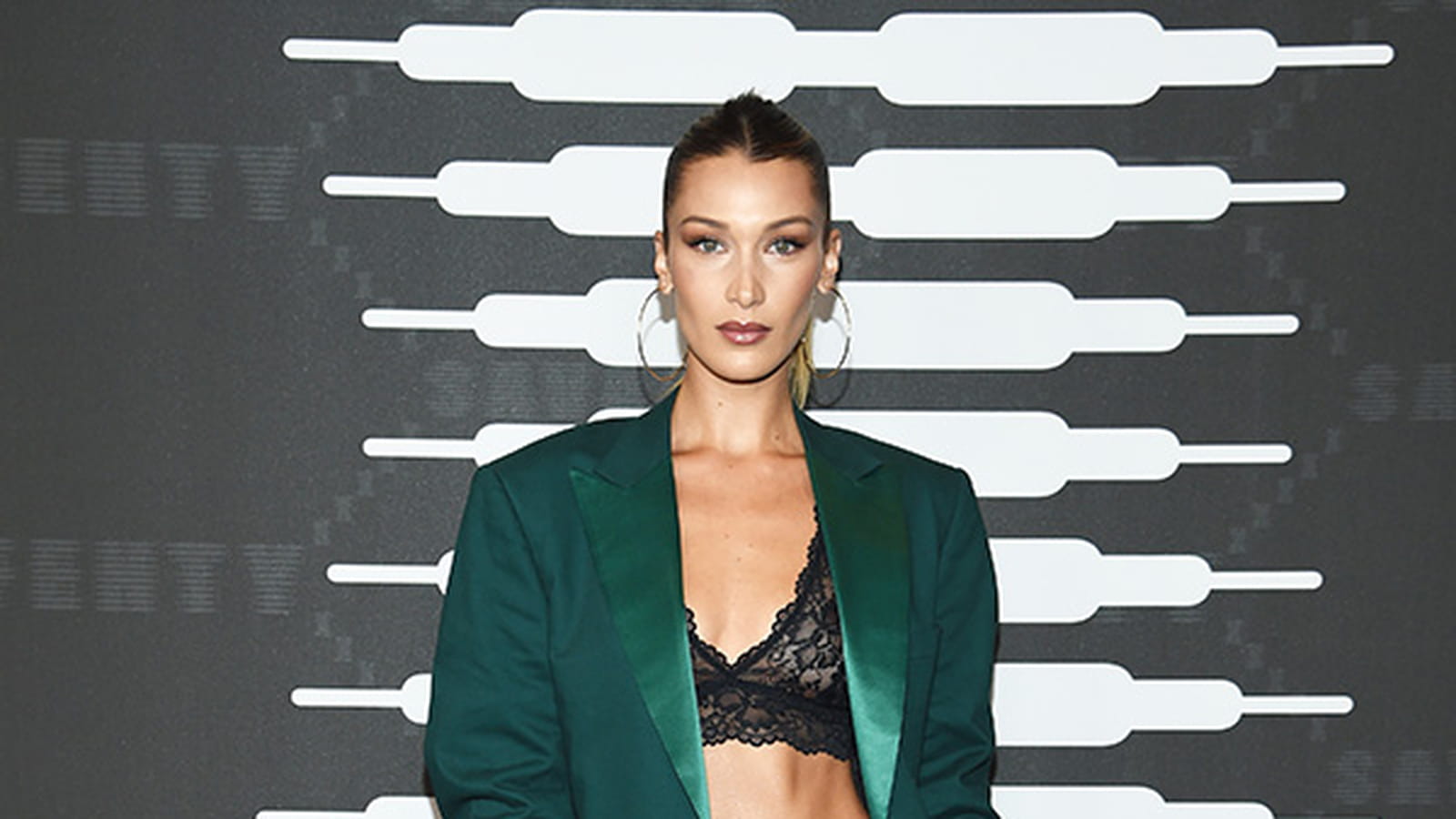 Bella Hadid 