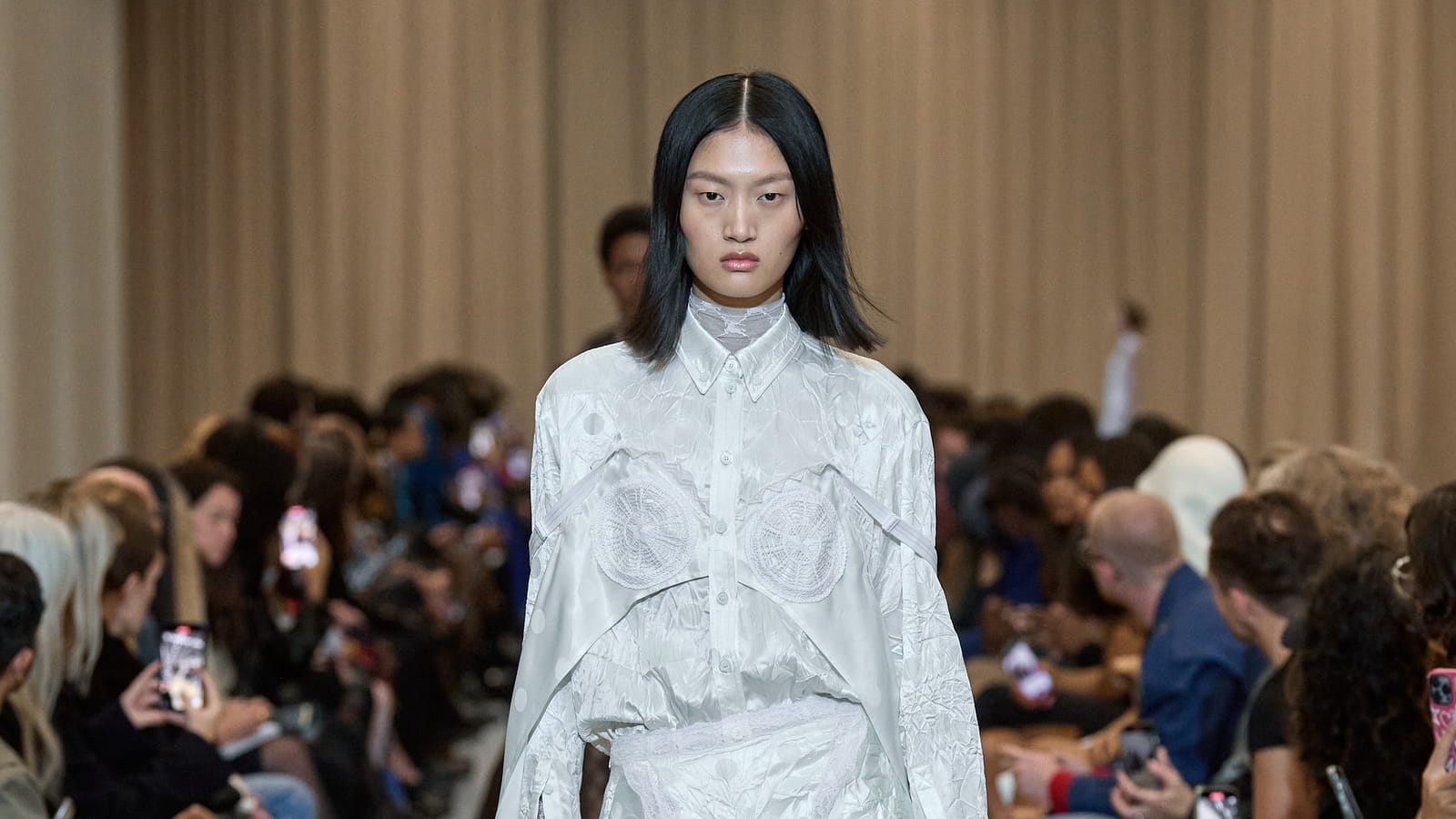 Look 64