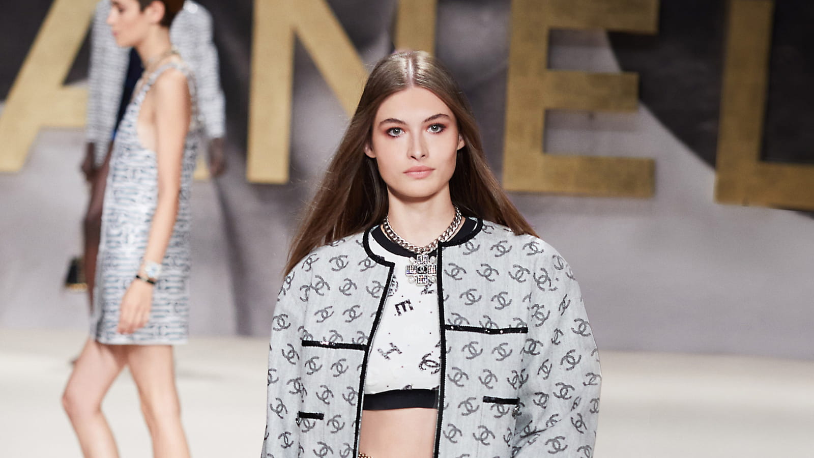Look 53