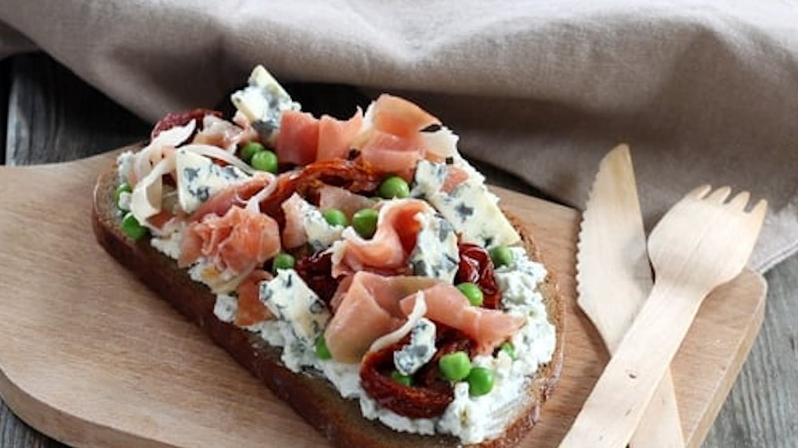 Bruschetta à la Fourme D‘Ambert