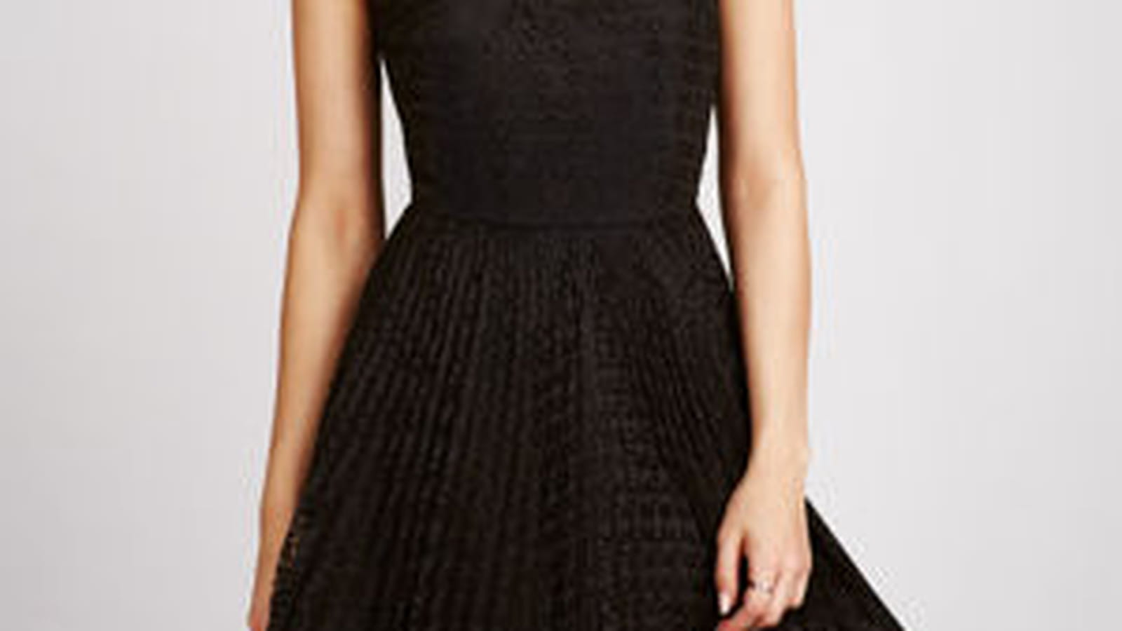 Robe Sinéquanone