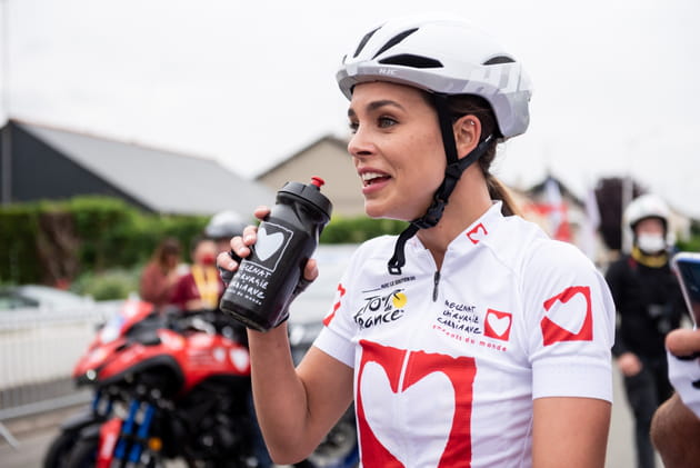 Marine Lorphelin se rafraîchit