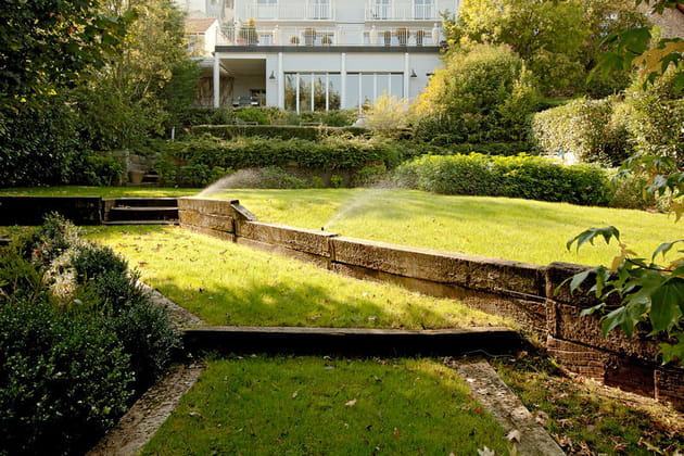 Un syst&egrave;me d'arrosage automatis&eacute;