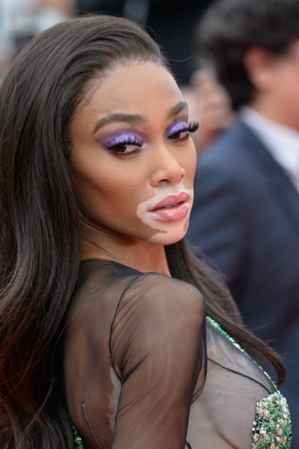 Le fard violet de Winnie Harlow