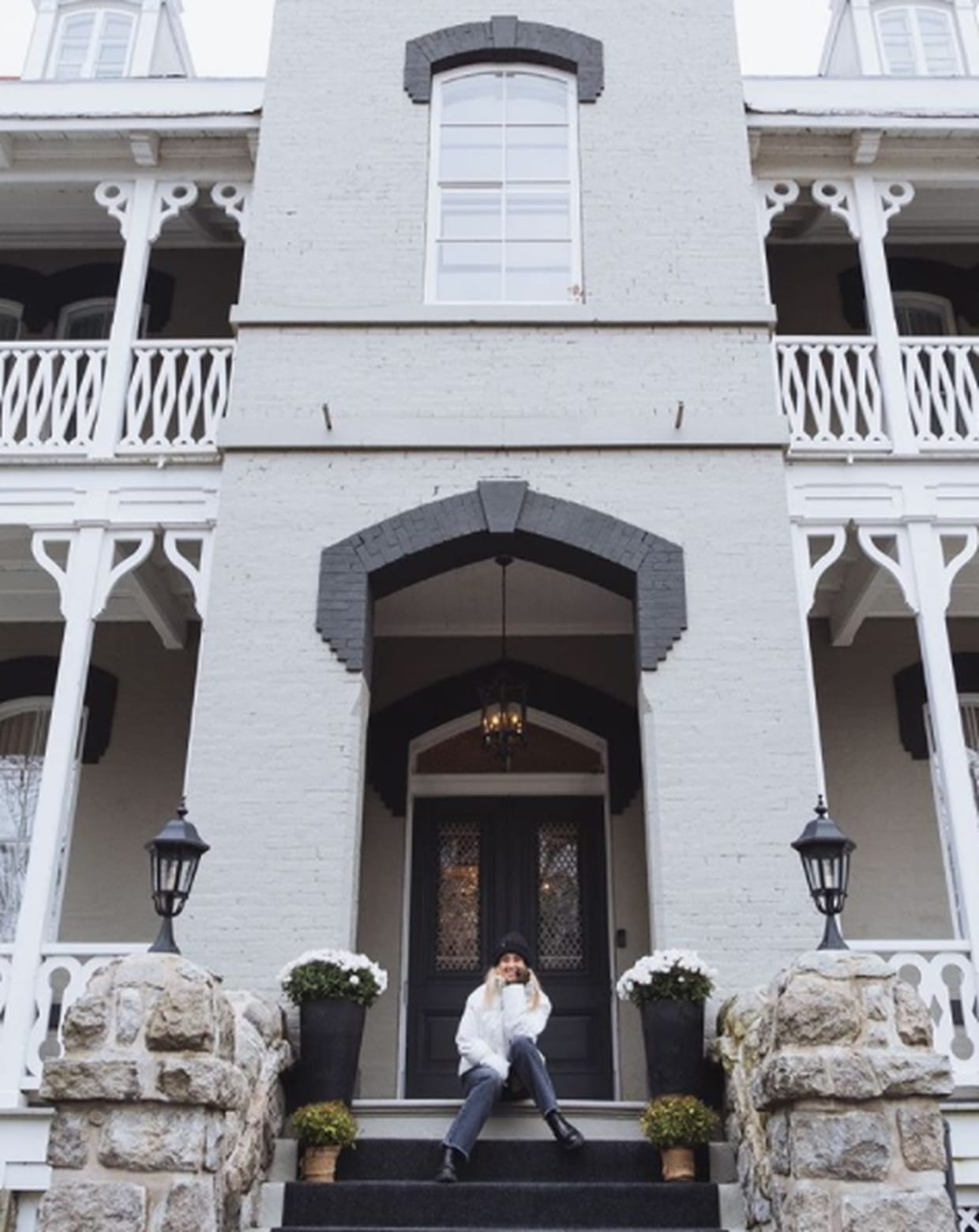 Top 83+ imagen maison lara fabian bromont fr.thptnganamst.edu.vn