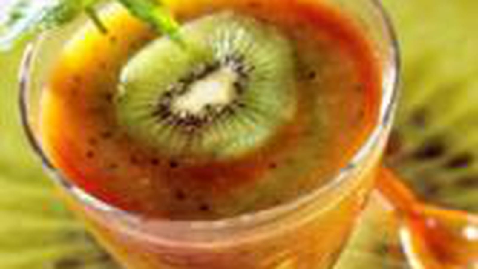 Soupe d'abricots et kiwis