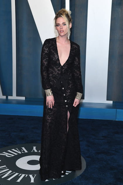 Kristen Stewart en robe longue noire en dentelle