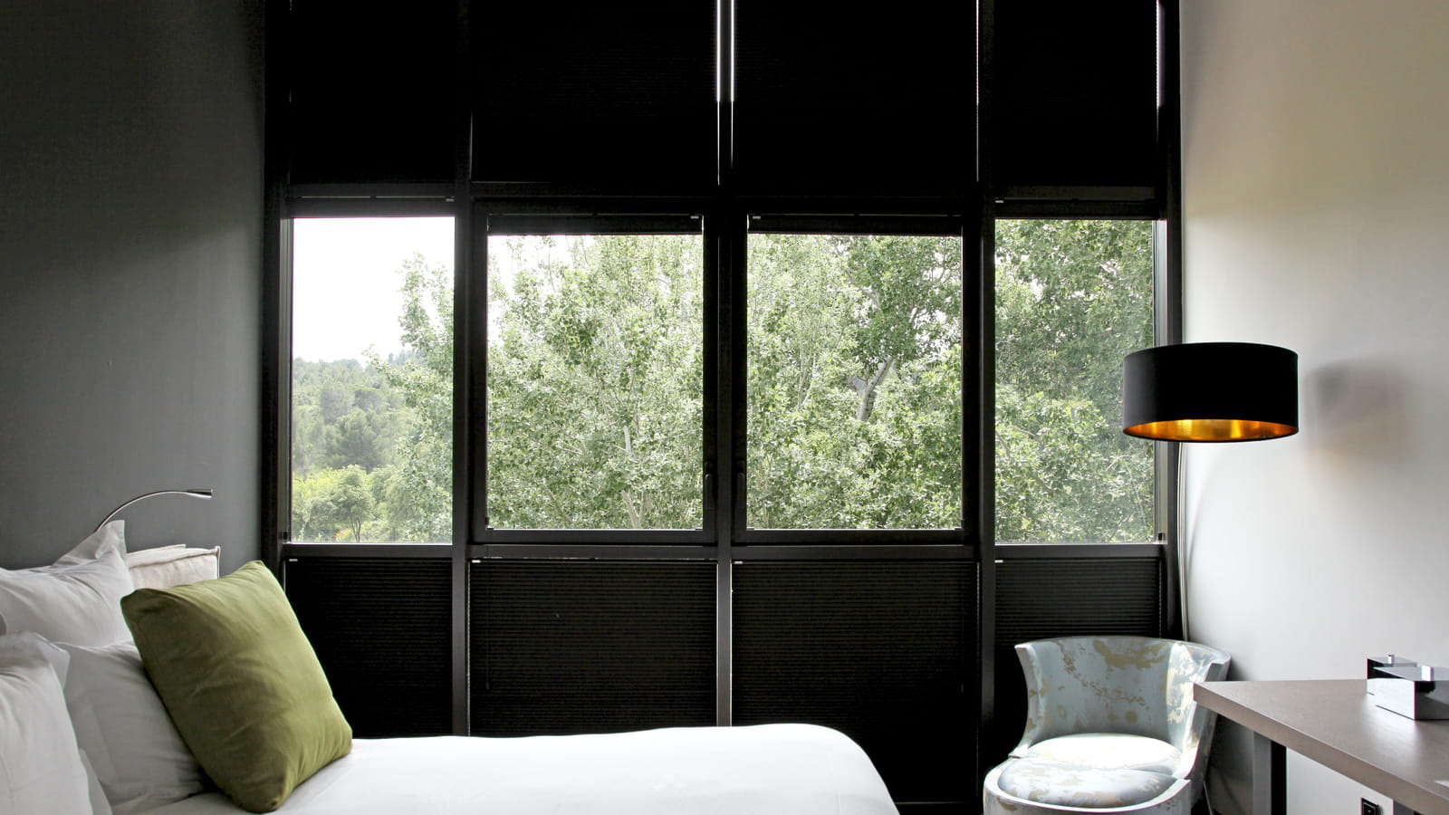Chambre noire et blanche