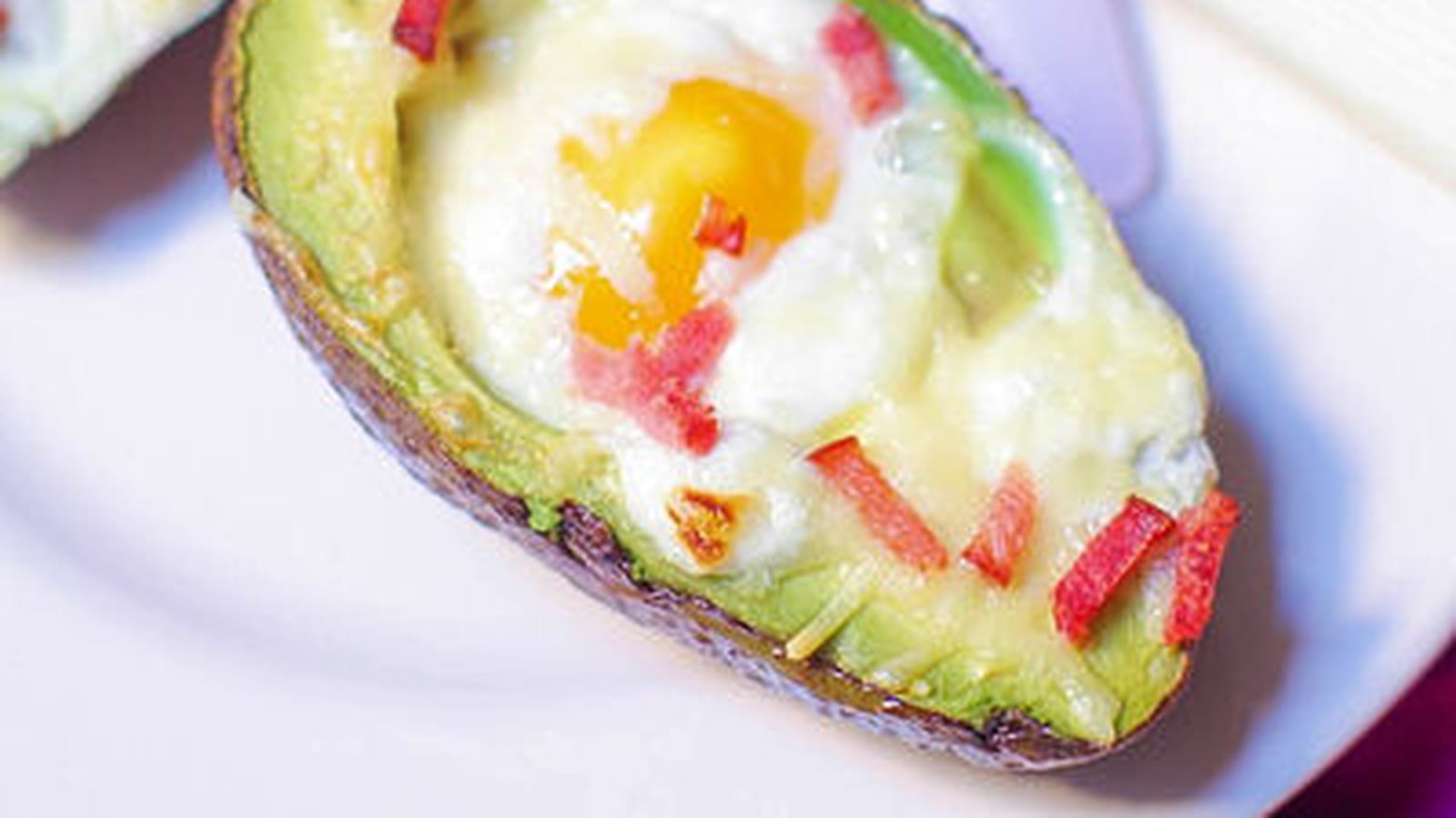 Avocats façon oeuf cocotte