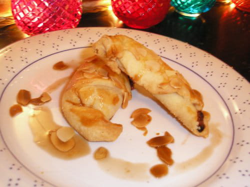Cornes de gazelle fraise-rhubarbe-amandes