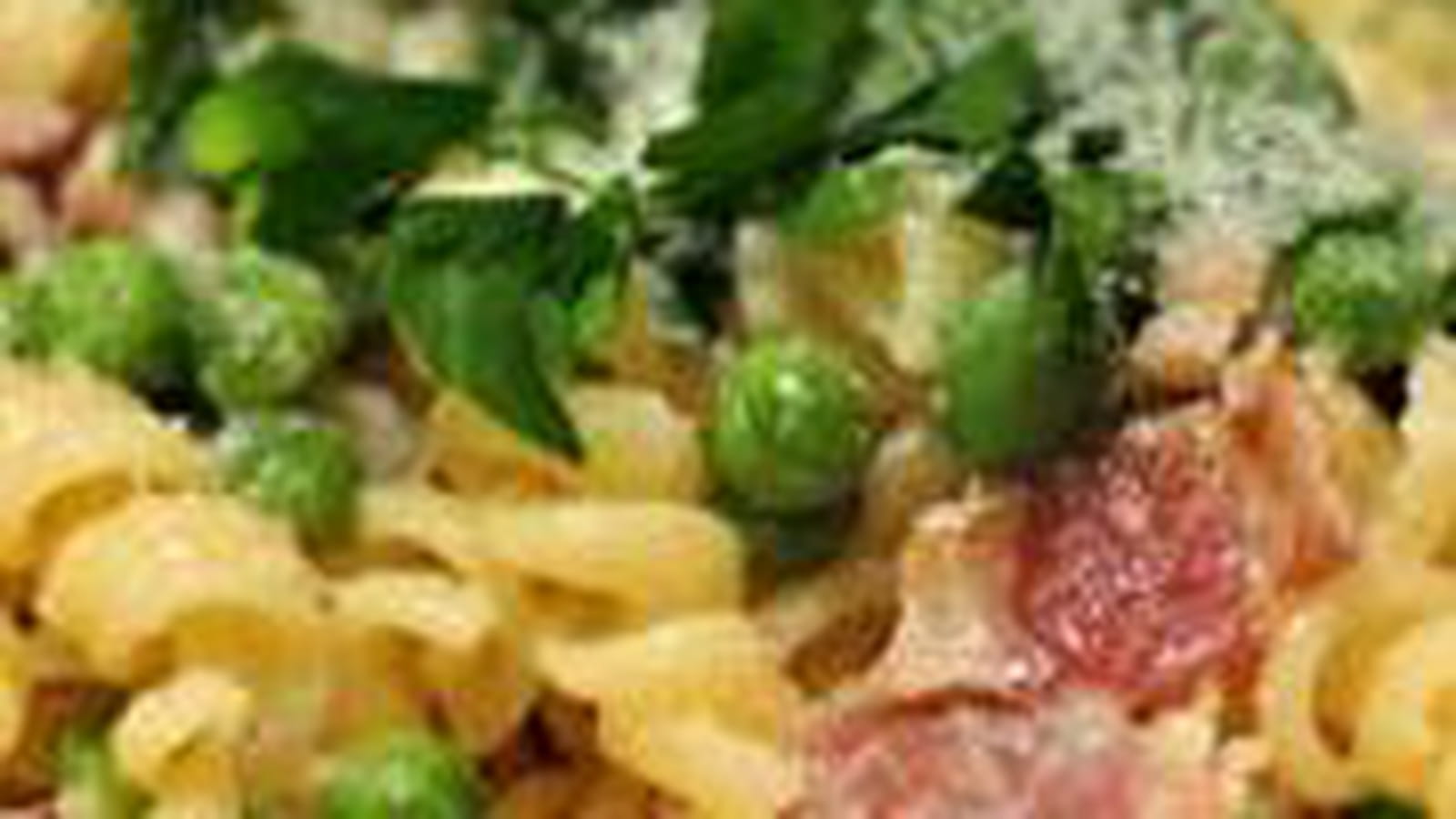 Torsades au lard grillé et aux petits pois