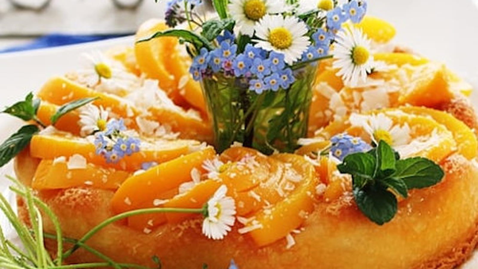 Gâteau aux pêches et noix de coco