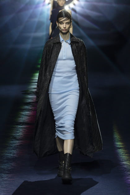Look 35&nbsp;du d&eacute;fil&eacute; Fendi