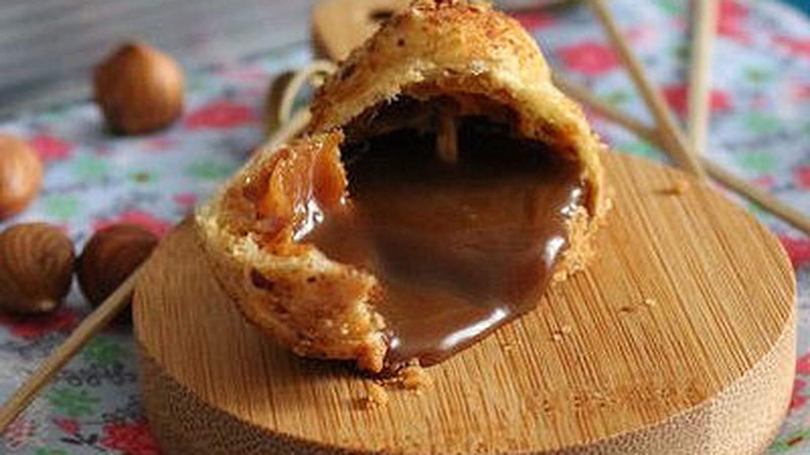 Petits choux fourrés au chocolat