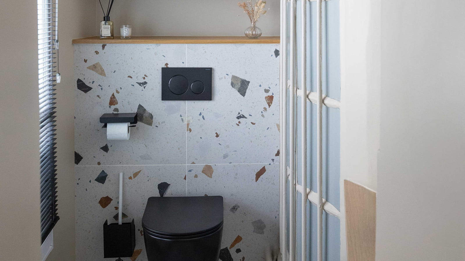 Toilettes après